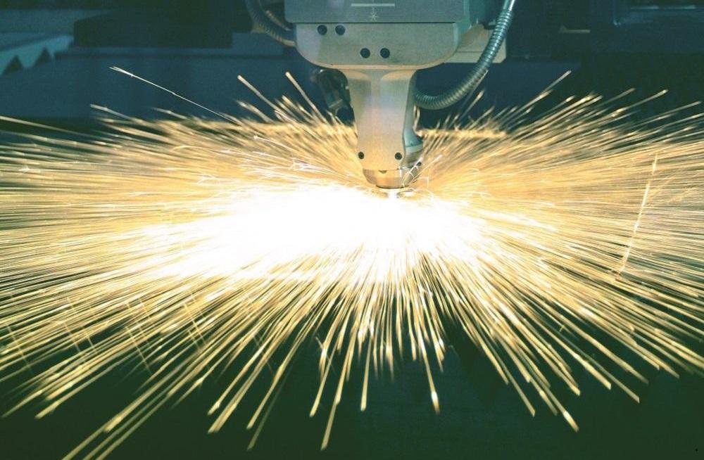 Laser cutting machine